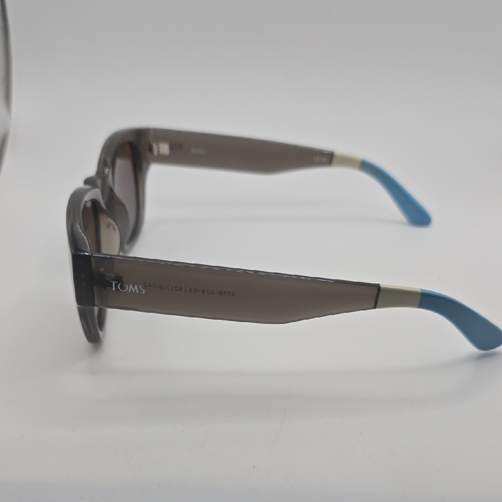 Toms Gray and Blue Sunglasses Modern Fashion Accessories - Picture 6 of 9